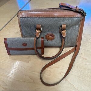 Vintage Dooney & Bourke All Weather Leather Crossbody Purse W/ Matching Wallet